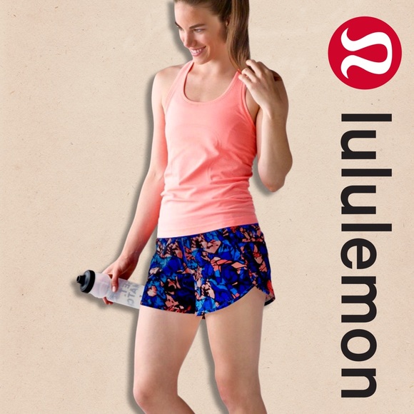 LULULEMON Tracker‎ Short IV 4-Way Stretch in
Paint Storm Harbor Blue Mult… - Picture 7 of 14
